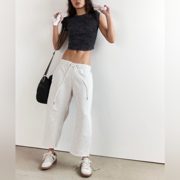 FP Movement by Free People Sprint To The Finish Cropped Joggers in Gray - Picture 4 of 10